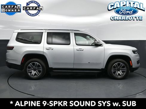 Used 2024 Jeep Wagoneer Series II w/ Flexible Seating Group RWD image 8