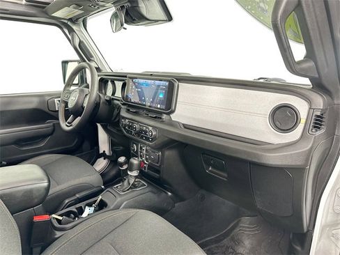 Used 2024 Jeep Wrangler Willys 4xe image 30