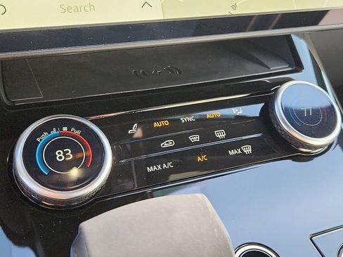 Used 2023 Land Rover Range Rover Sport SE Dynamic image 14