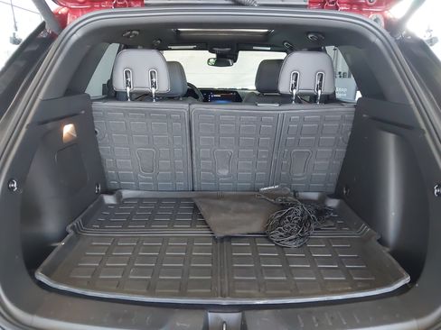 Used 2025 Chevrolet TrailBlazer RS w/ Convenience Package AWD/4WD image 27