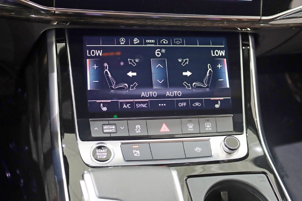 Used 2023 Audi Q7 3.0T Premium w/ Convenience Package AWD/4WD image 24