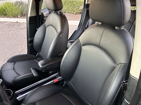 Used 2013 MINI Cooper Countryman S w/ Cold Weather Pkg image 23