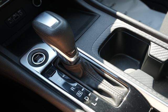 Used 2022 Nissan Sentra SV w/ All-Weather Package FWD image 36