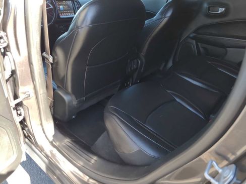 Used 2019 Jeep Compass Limited FWD image 20
