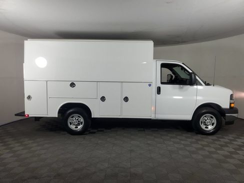 New 2026 Chevrolet Express 3500 w/ Power Convenience Package RWD image 1