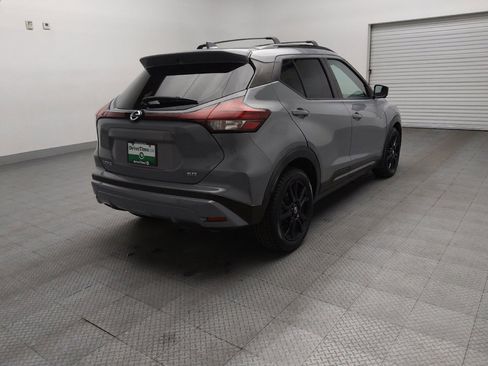 Used 2021 Nissan Kicks SR w/ SR Premium Package FWD image 9