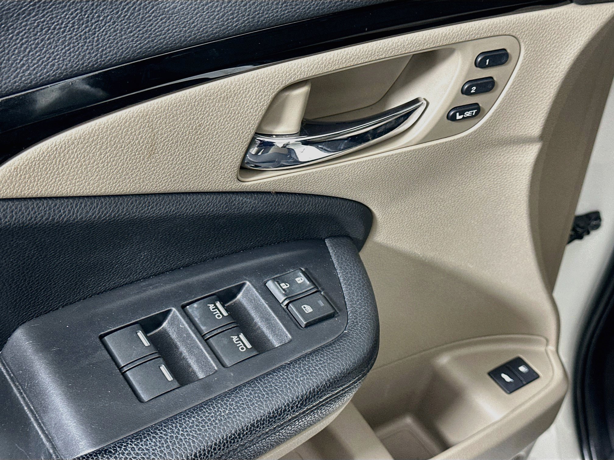 Used 2019 Honda Pilot Touring image 15