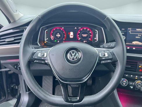 Used 2019 Volkswagen Jetta SEL Premium image 17