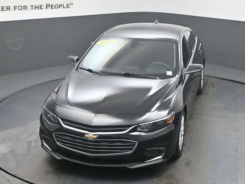 Used 2018 Chevrolet Malibu LT FWD image 45