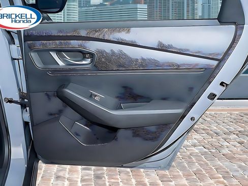 Certified 2025 Honda Accord SE image 13