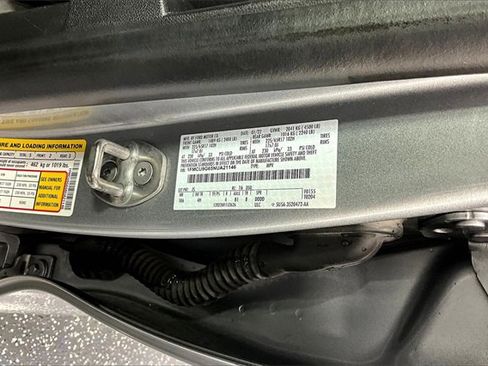 Used 2022 Ford Escape SE image 17