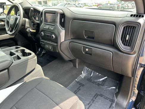 Certified 2021 Chevrolet Silverado 1500 Custom image 28