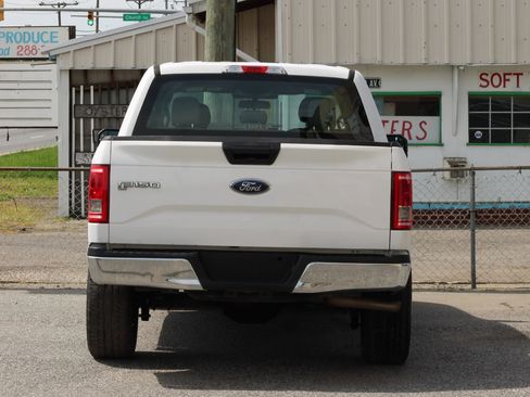 Used 2017 Ford F150 XLT AWD/4WD image 7