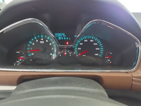 Used 2016 Chevrolet Traverse LTZ AWD/4WD image 38