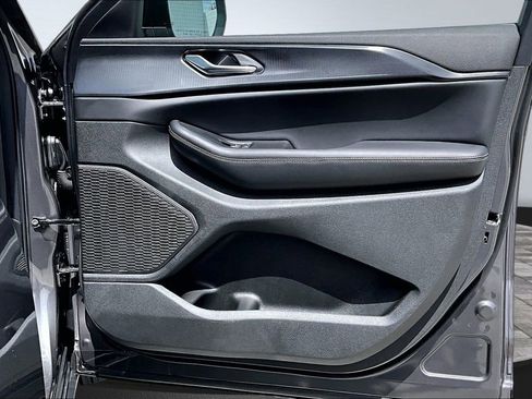 New 2026 Jeep Grand Cherokee L 4WD image 15