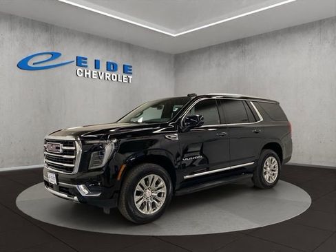 Used 2025 GMC Yukon Elevation AWD/4WD image 8