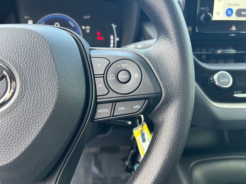 Used 2026 Toyota Corolla LE image 14