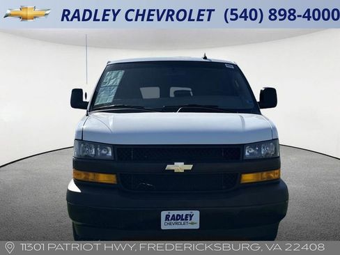 Used 2022 Chevrolet Express 2500 Extended RWD image 18