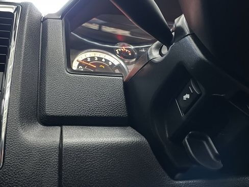 Used 2018 RAM 1500 Laramie image 23