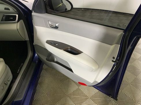 Used 2016 Kia Optima EX w/ Premium Package image 29