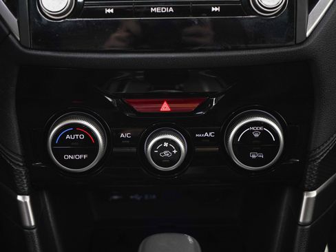 Used 2020 Subaru Forester Premium AWD/4WD image 20