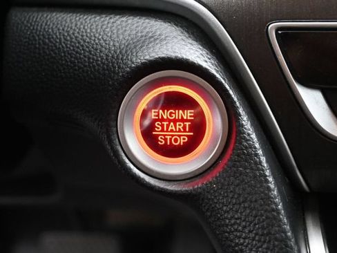 Used 2019 Honda Accord LX image 13