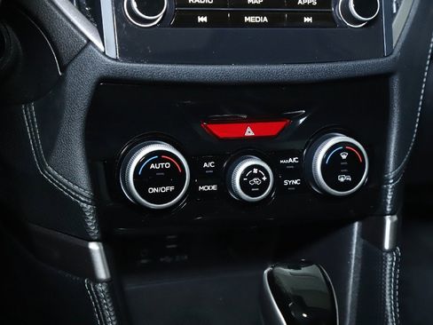 Certified 2023 Subaru Forester Limited image 28