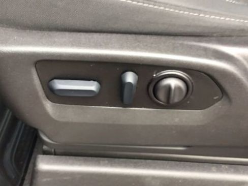 Used 2022 Chevrolet Silverado 1500 Custom Trail Boss w/ Safety Confidence Package image 15