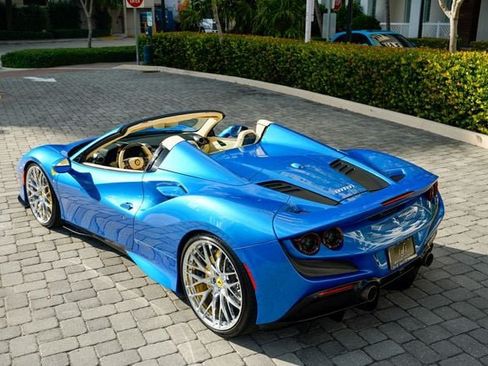 Used 2021 Ferrari F8 Tributo RWD image 20