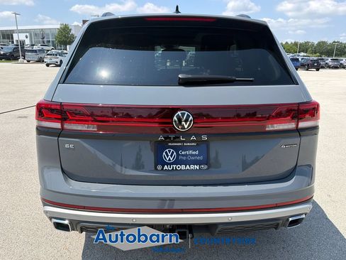 Certified 2024 Volkswagen Atlas Peak Edition SE AWD/4WD image 5