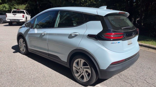 Used 2023 Chevrolet Bolt LT w/ Driver Confidence Package FWD image 7