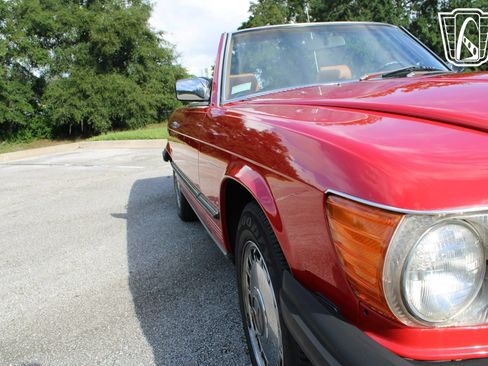 Used 1987 Mercedes-Benz 560 SL image 28