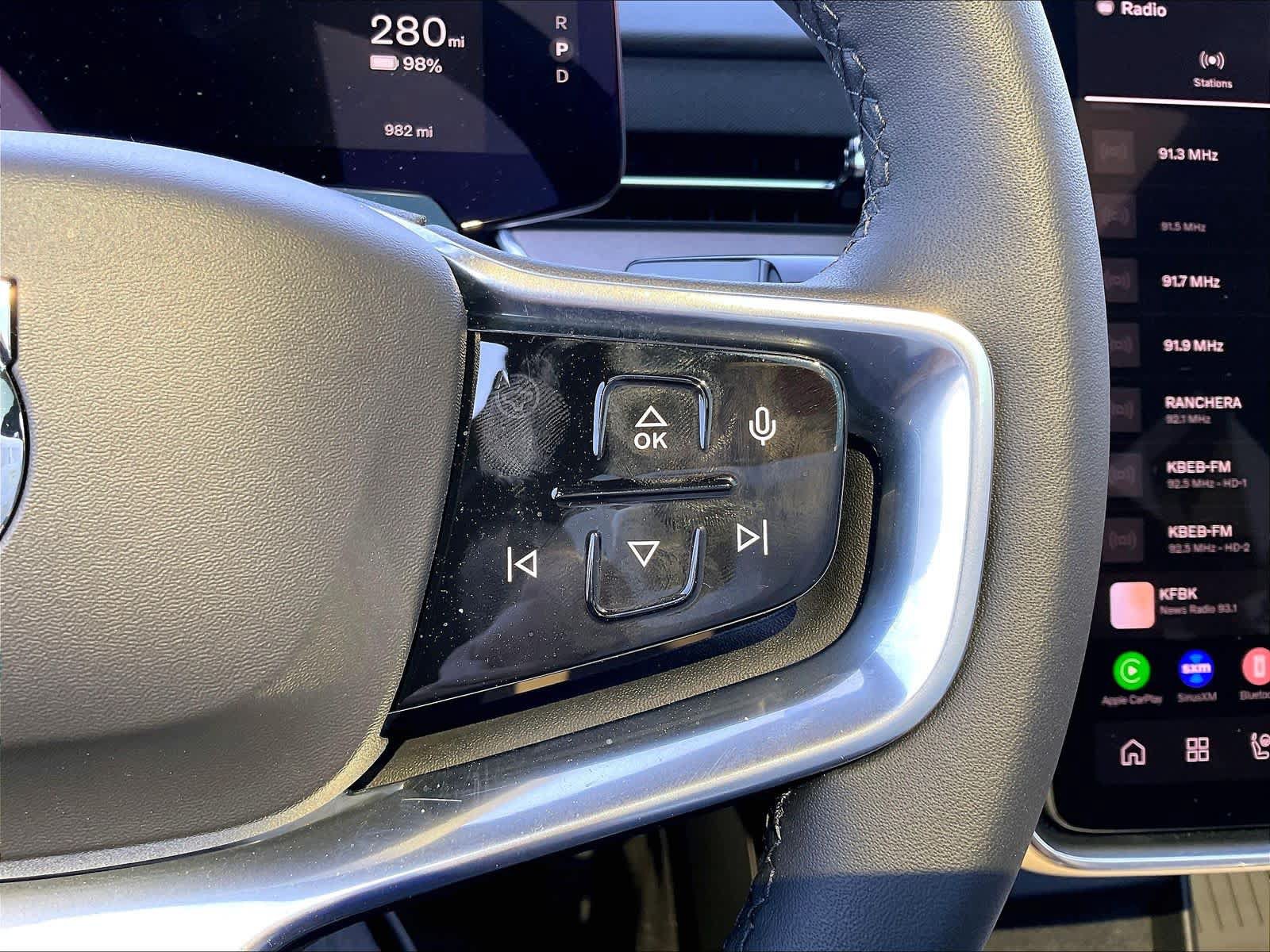 New 2026 Volvo EX90 Plus RWD image 18