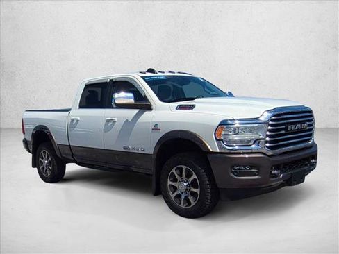 Used 2021 RAM 2500 Limited AWD/4WD image 2