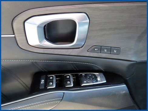Used 2024 Kia Sorento SX Prestige AWD/4WD image 13