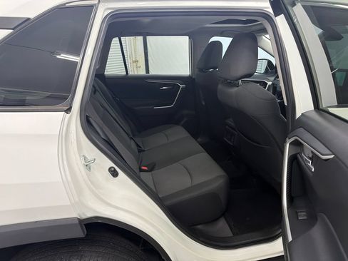 Used 2023 Toyota RAV4 XLE w/ Convenience Package FWD image 16