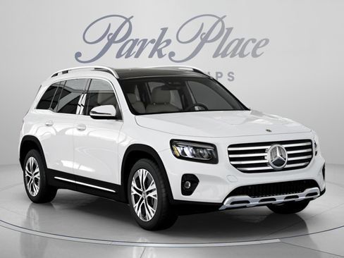 Used 2026 Mercedes-Benz GLB 250 image 33