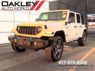Used 2024 Jeep Wrangler Unlimited w/ Convenience Group AWD/4WD video 1