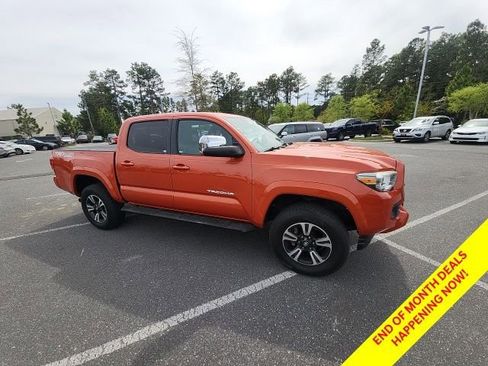 Used 2016 Toyota Tacoma TRD Sport w/ Premium & Technology Package AWD/4WD image 21