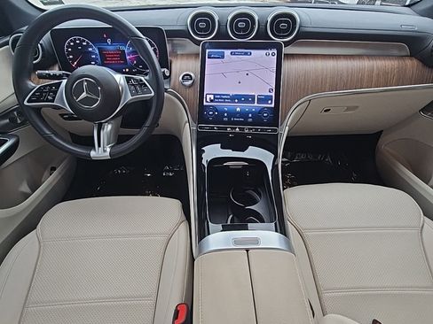 Used 2023 Mercedes-Benz GLC 300 4MATIC image 27