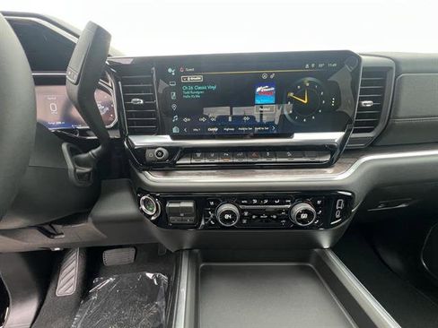 New 2026 Chevrolet Silverado 2500 LTZ w/ LTZ Premium Package image 15