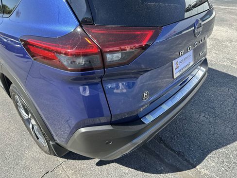 Certified 2023 Nissan Rogue SL w/ SL Premium Package image 31