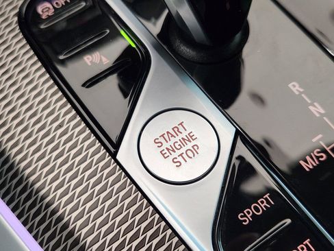 Used 2023 BMW X5 sDrive40i w/ M Sport Package image 19