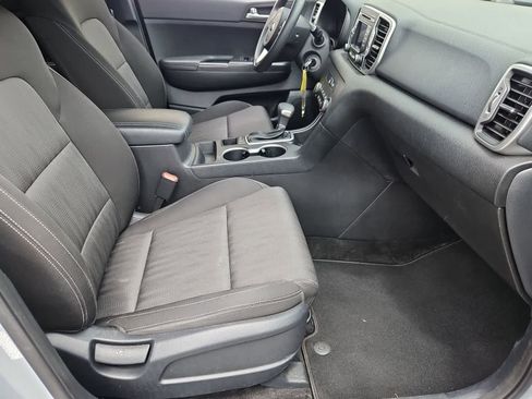 Used 2017 Kia Sportage LX AWD/4WD image 21