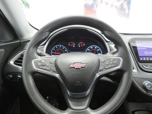 Used 2022 Chevrolet Malibu LS image 15
