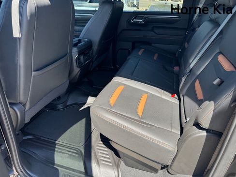 Used 2024 GMC Sierra 3500 AT4 w/ AT4 Premium Plus Package AWD/4WD image 12