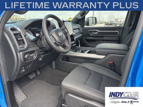 New 2026 RAM 1500 4x4 Crew Cab image 7