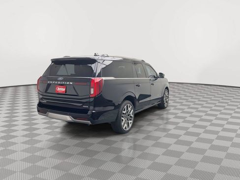 Used 2025 Ford Expedition Max Platinum w/ Platinum Ultimate Package AWD/4WD image 44