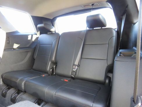 Used 2019 Chevrolet Traverse Premier w/ Redline Edition image 22