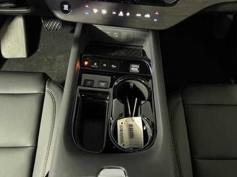 New 2025 Nissan Murano SL image 10